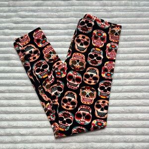 No Boundaries Black and Multicolor Skull Print Leggings